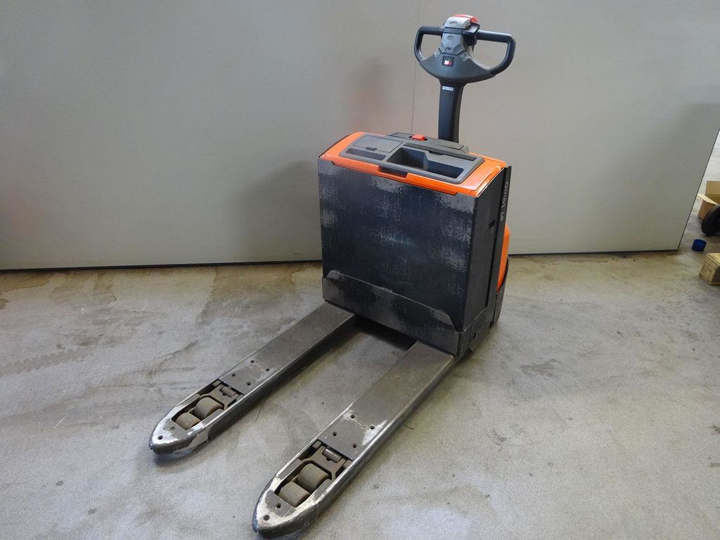 бу Транспортировщики паллет