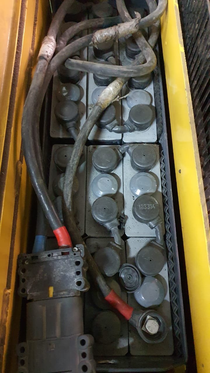 Штабелер бу Yale