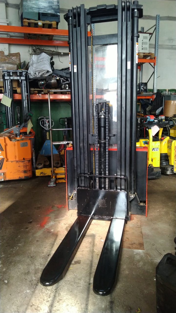 Штабелер бу Tissel