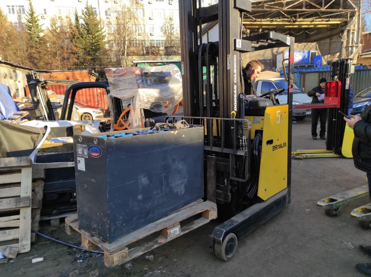 Штабелер бу Doosan 