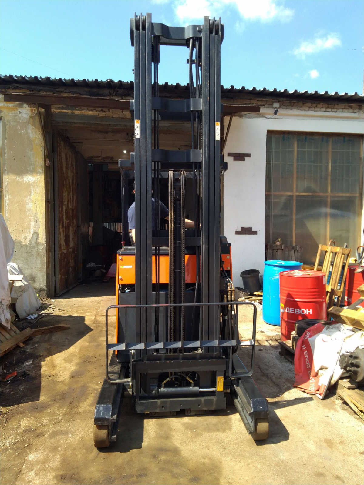 Штабелер бу Doosan 